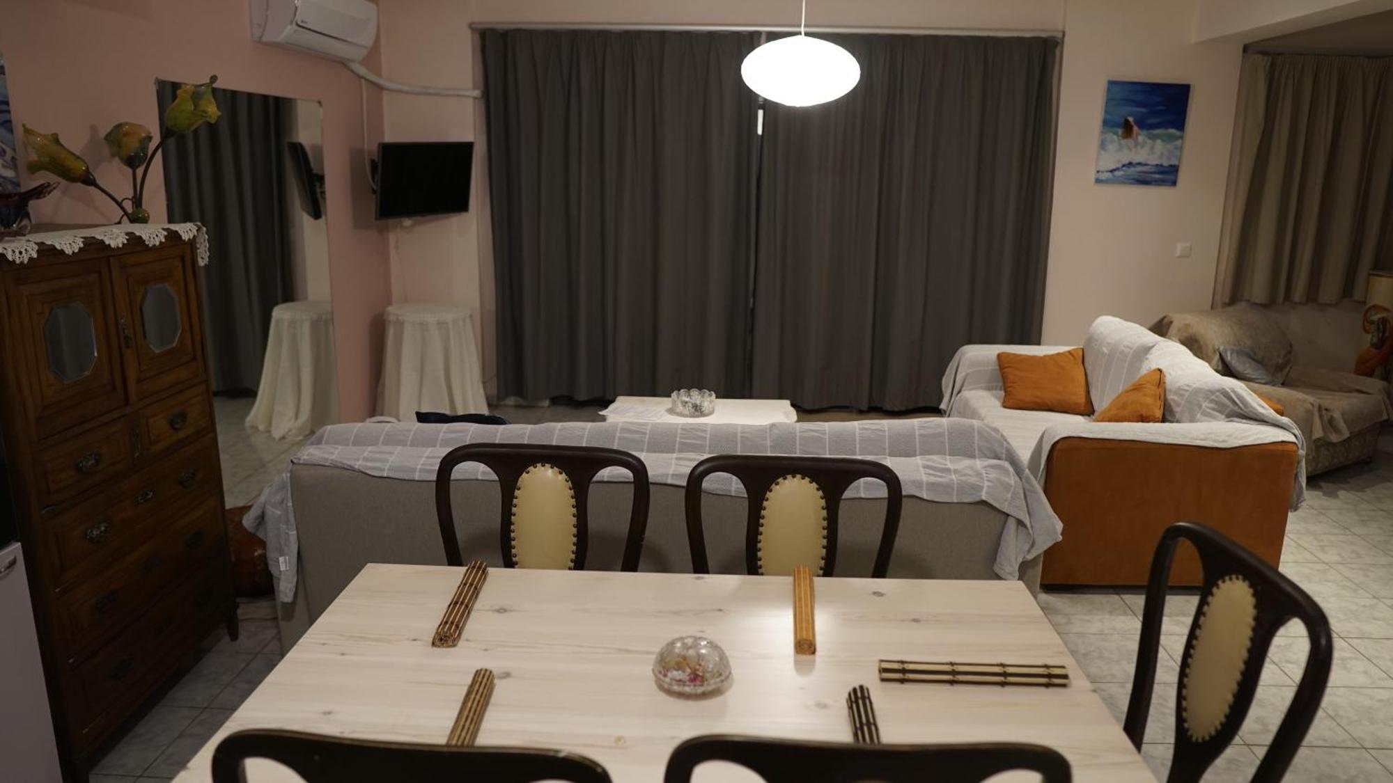 Romanos Patras Studio Экстерьер фото