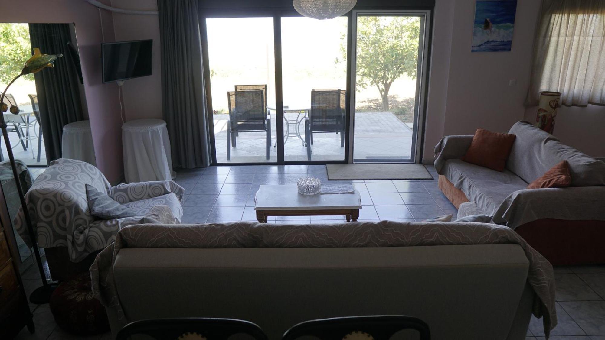 Romanos Patras Studio Экстерьер фото
